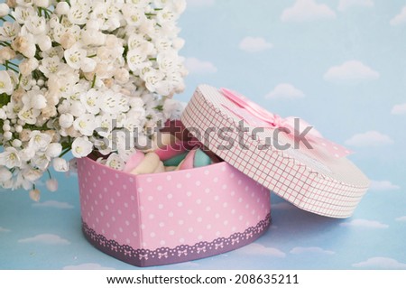 Heart box with flower