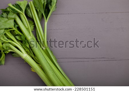 celery; green; raw; herb; wood; texture; background; leaf; fresh; organic; vegetarian; vegetable; natural; food; spices; menu; ingredient; eat; vitamin