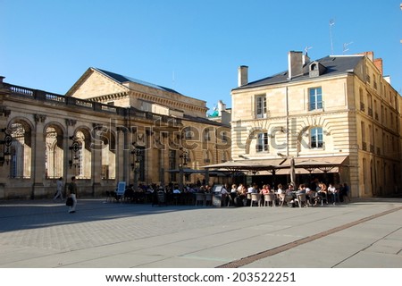 BORDEAUX, FRANCE, OCTOBER 18, 2013: Street cafe on the square in Bordeaux, France