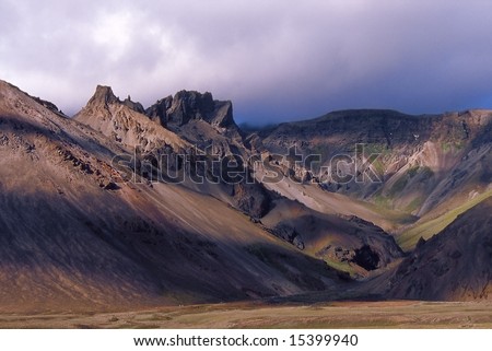 Rocky slopes of Or?fajokull volcano, Iceland