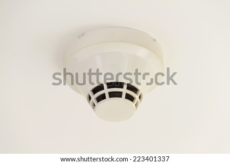 A smoke detector fire alarm