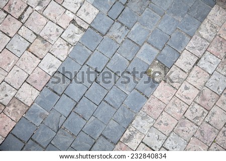 The pavement of the two types of stone