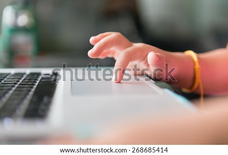 Little finger touch on touch pad notebook