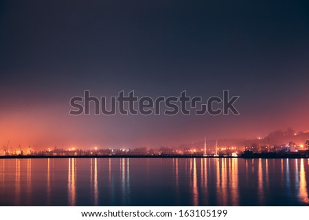 Night sea,port.