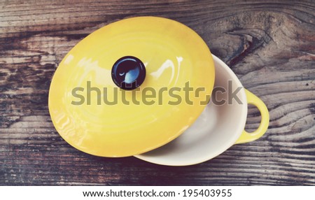 A little yellow cooking pot for julienne