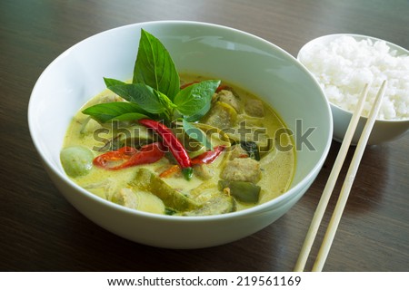 ThaÃ?ÃÂ¯ green curry and rice
