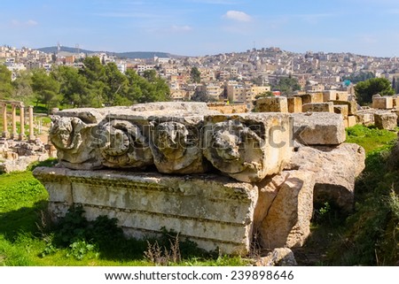 Roman ruins in the city of Jerash / The Roman city of Gerasa and the modern Jerash,  Jordan.