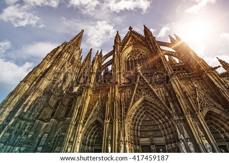 Cologne Cathedral (KÃ?Â¶lner Dom) in the morning sun, Cologne, Germany