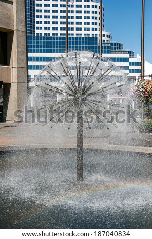 VANCOUVER, BRITISH COLUMBIA/CANADA - AUGUST 14 : Fountain water feature in Vancouver on August 14, 2007