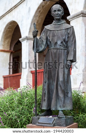 SANTA BARBARA, CALIFORNIA/USA - AUGUST 10 : Statue of Fray Junipero Serra in Santa Barbara USA on August 10, 2011