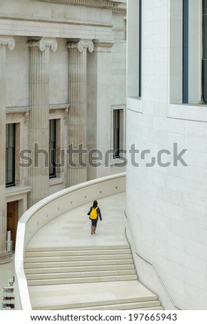 LONDON, UK - NOVEMBER 6 : The Great Court at the British Museum in London on November 6, 2012. Unidentified woman.