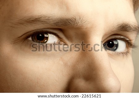 young man eyes close-up portrait (stare to you)