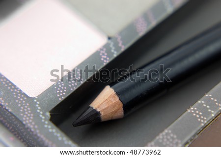 black kohl eye liner pencil on Beauty-case
