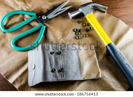 Designer leather bag making hand made.