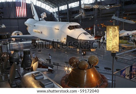 CHANTILLY, VIRGINIA - AUGUST 15: Space Shuttle at the National Air and Space Museum\'s Steven F. Udvar-Hazy Center.   Taken August 15, 2007 in Chantilly, Virginia.
