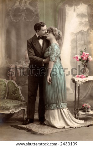 Victorian romance - couple in love - circa 1915 photograph
