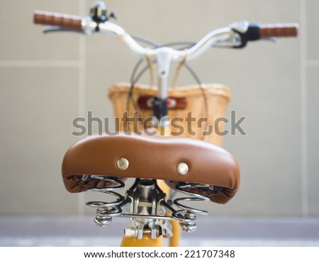 vIntage bicycle details with leather saddle