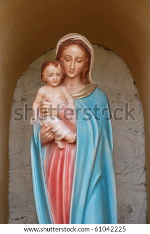 Pictures Baby Jesus  Mary on Virgin Mary With Baby Jesus In Her Arms Stock Photo 61042225