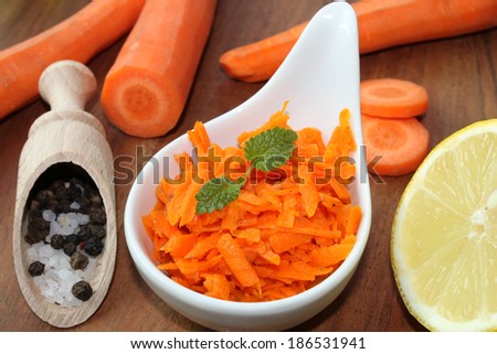 vegetarian carrot salad