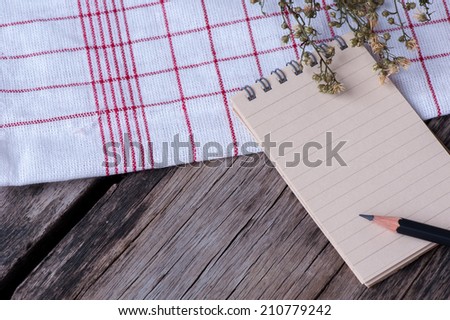 Memo pad on the wood table