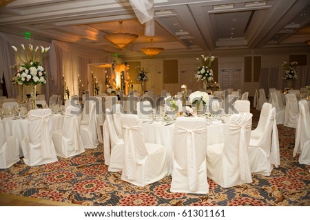 elegant damask wedding centerpieces