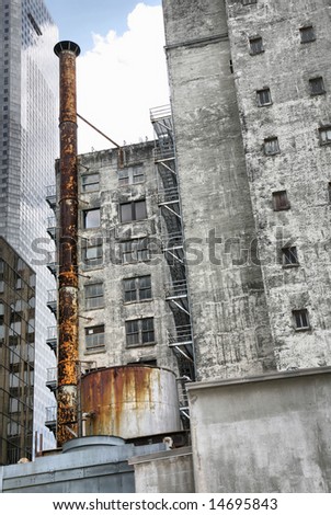 Abandoned Apartment Building in Houston, Texas, USA(Release Information: Editorial Use Only. Use of this image in advertising or for promotional purposes is prohibited.)