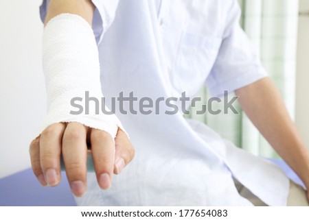 Man's arm fractured
