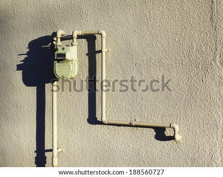 Gas pipe and gas meter