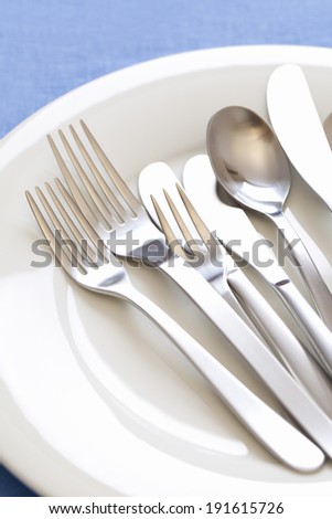 An image of Western tableware