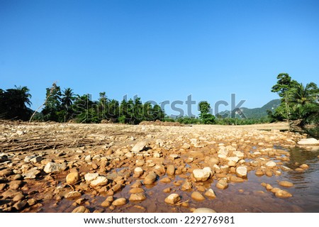 Rivers that dry up in the dry season.