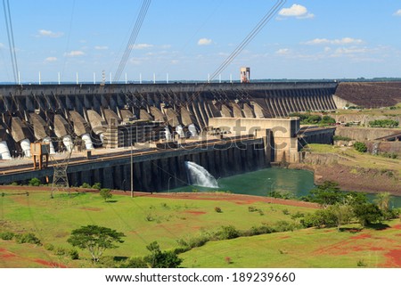 Itaipu Dam hydroelectric power station Brazil Paraguay Itaipu Dam hydroelectric power station Brazil Paraguay