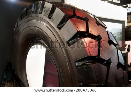 Heavy Duty Mining Truck Tire