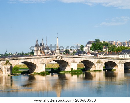 Blois, France: Along the route of the castles on the Loire River - Ville de Blois