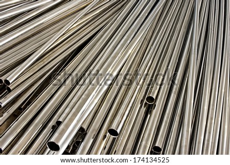 Metallic stainless steel corrugated tube.
