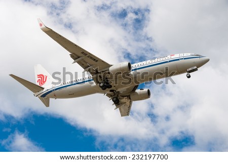 HOBART, TASMANIA/AUSTRALIA, OCTOBER 18TH: Image of a Air China passenger airliner with President Xi Jinping landing at Hobart Airport on 18th October, 2014 in Hobart