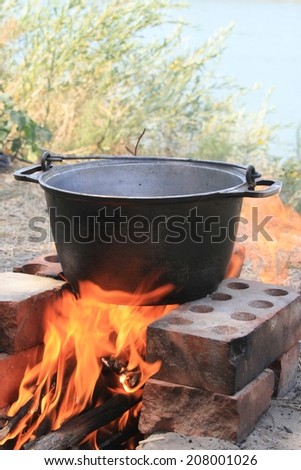 fire iron pot camping tourism