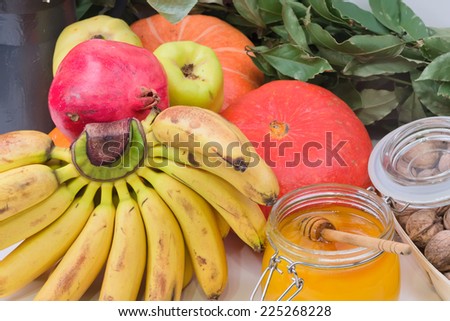 pomegranate fruit banana nuts pumpkin quince honey