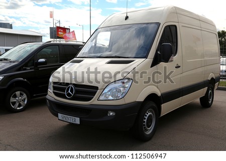 KIEV - SEPTEMBER 7: Mercedes-Benz Sprinter at yearly automotive-show \