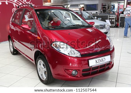KIEV - SEPTEMBER 7: Red Chery Kimo at yearly automotive-show 