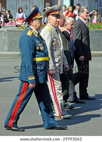 UKRAINE, KIEV - MAY 9: Ceremonial parade at Kiev main street - Khreshchatyc - dedicated to the 64th Anniversary of victory in Great Patriotic War (World War II). Parade of victory. Kiev, May 9, 2009