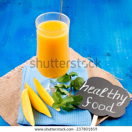 freshly squeezed juice from mango