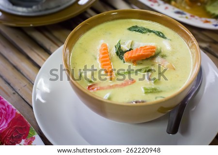 Vegetarian green curry in a street restaurant