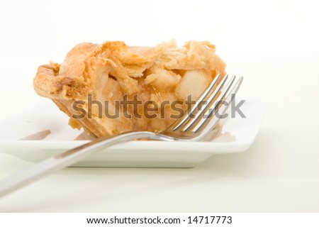 apple pie slice. a slice of apple pie ready