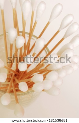 Cotton bud, hygiene cleaning for your sensitive skin