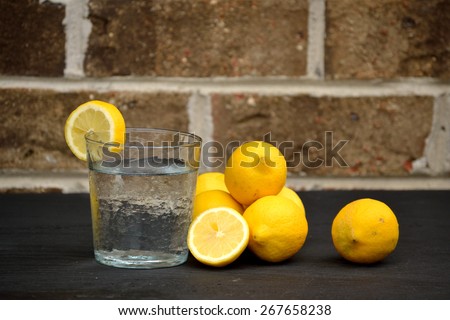 Water and lemon drink for well-being
