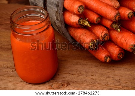 Carrot Juice - healthy living with fresh raw carrots