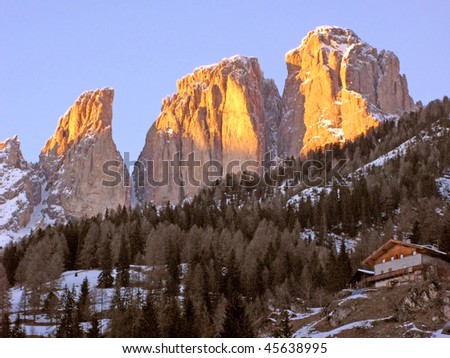 Yellow-pink mountains at a sunset - the Italian Alpes
