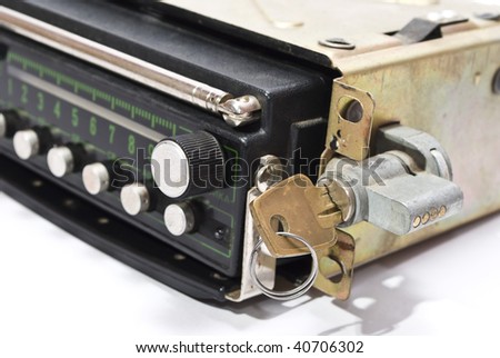 Old auto radio with key