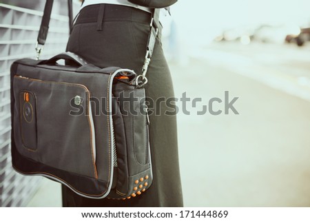 Travel: Focus On Woman\'s Laptop Bag