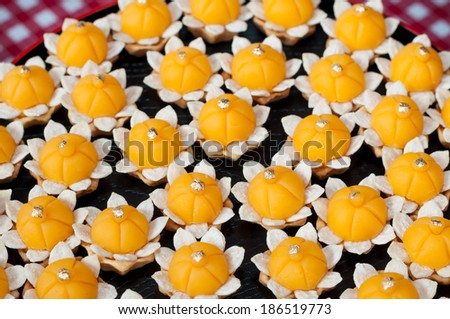JaMongkut is a kind of crown-like yellow pastry mainly made of yolk and sugar